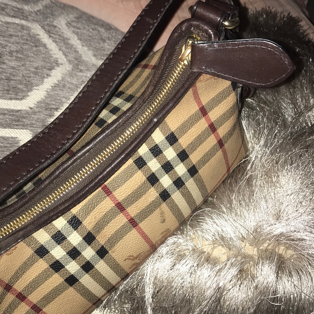 🚨 authentic🚨Burberry bag - Picture 4 of 8